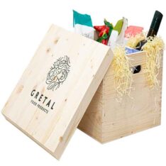 Gift Wooden box "Made in Italy" food products. Contain 8 pcs